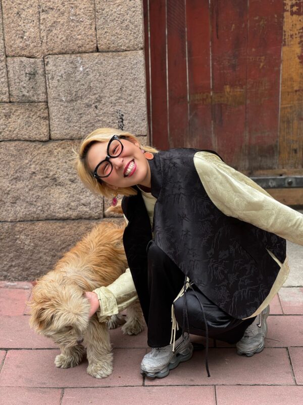 指点江山 BLACK silk vest - Image 4