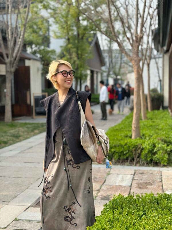 凌薇 BLACK vest - Image 3