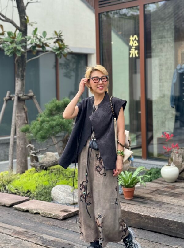 凌薇 BLACK vest - Image 4